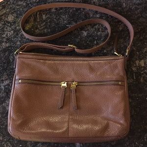 Brown leather fossil crossbody purse